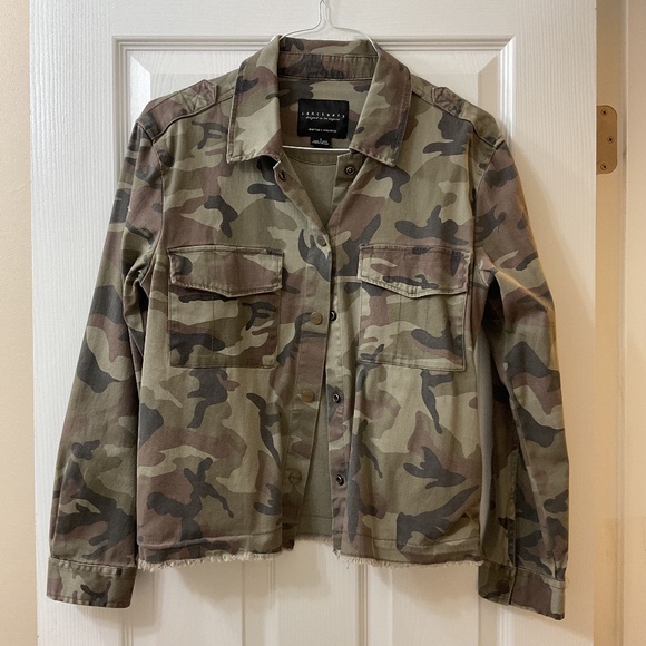 Like New Lightweight Camo Jacket, Size S - Picture 1 of 4